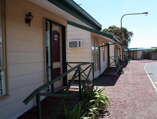 West City Motel Ardeer Exteriör bild